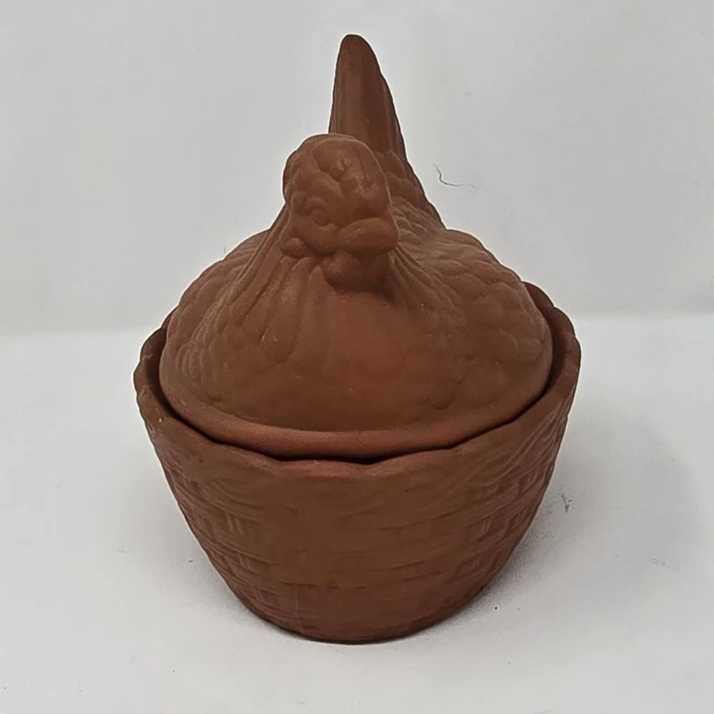 Vtg Terracotta hen on nest basket baker trinket‎ box glazed country cottagecore